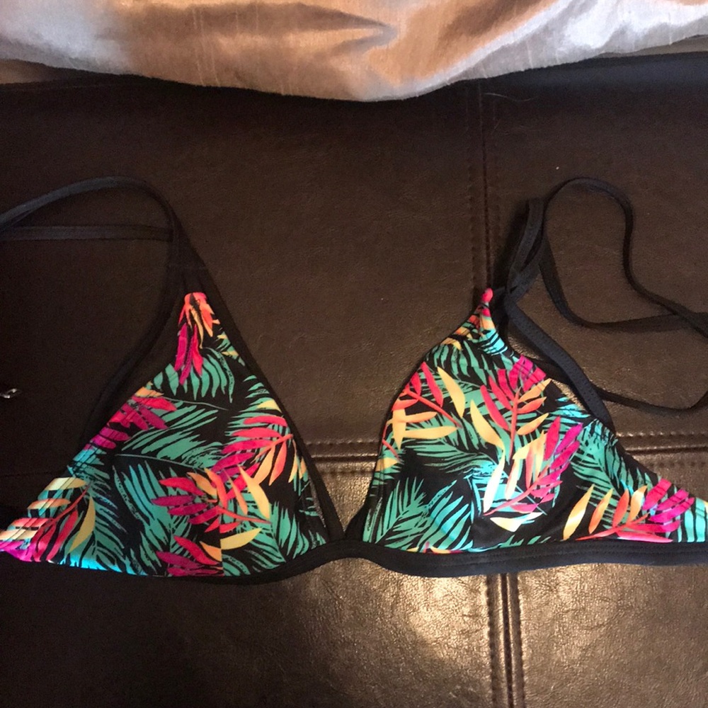 Bathing suit top